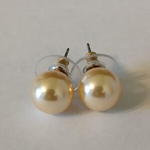 Women's Cream Faux Pearl Elegant Retro Earrings